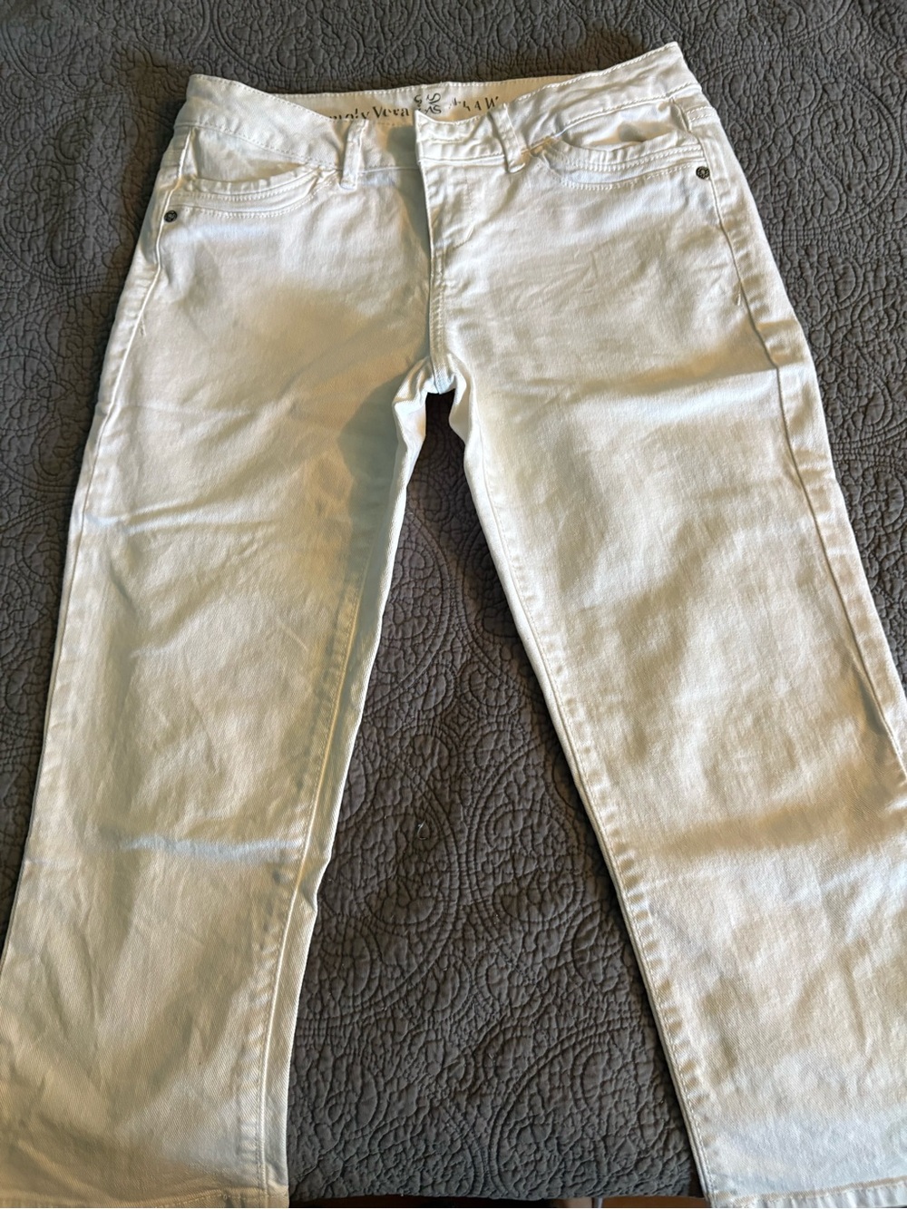 Simply Vera Vera Wang White Cropped Ankle Jeans
